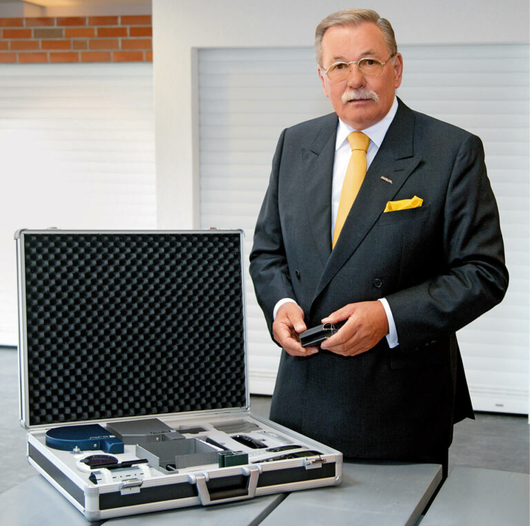 Trauer um Firmengründer Wolfgang Beckhoff | Alulux GmbH